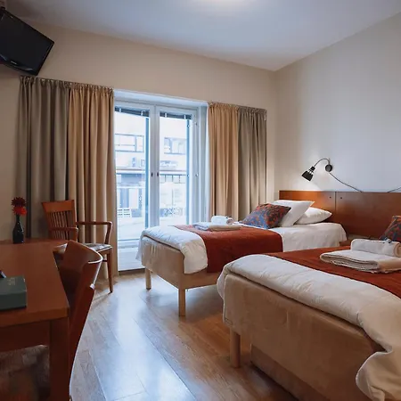 Helmi Hotel
